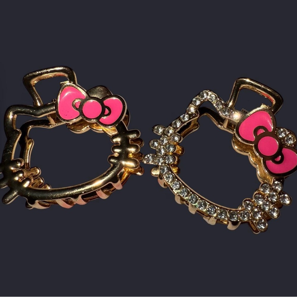 ⋰˚☆ Hello Kitty Hair Clips - Picture 2 of 3
